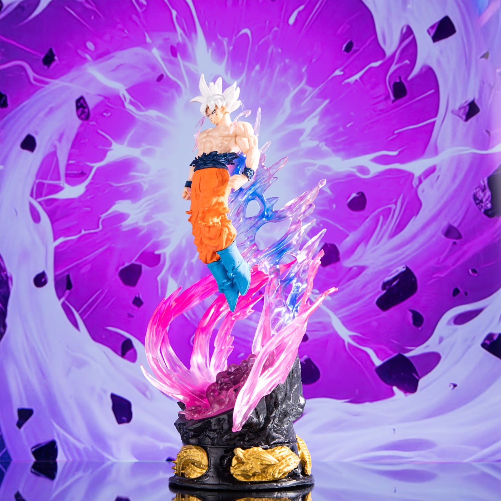 Dragon Ball Super, comfortable Goku, two-color flame special effects scene and dazzling Golden battle platform, the ultimate form, very suitable for fans, size 24cm/9.45 inches, very suitable for gifts, Goku Collectible, Anim