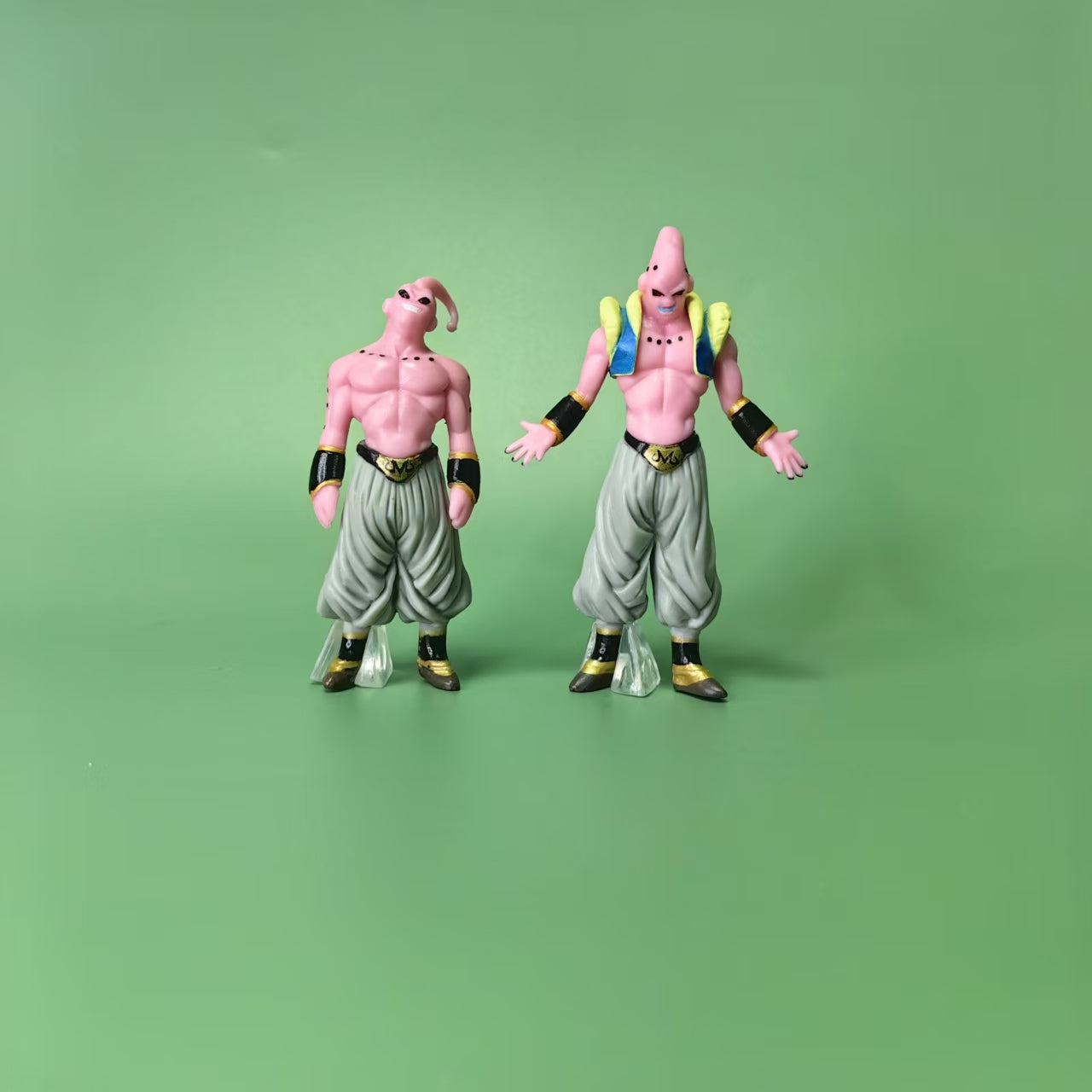 8 Anime Figures "Bulldog" in Various Forms, Receive One Randomly, Exquisite Desktop Ornament, Anime Character Figurine, Anime Collectible, Anime Figurine, Statue