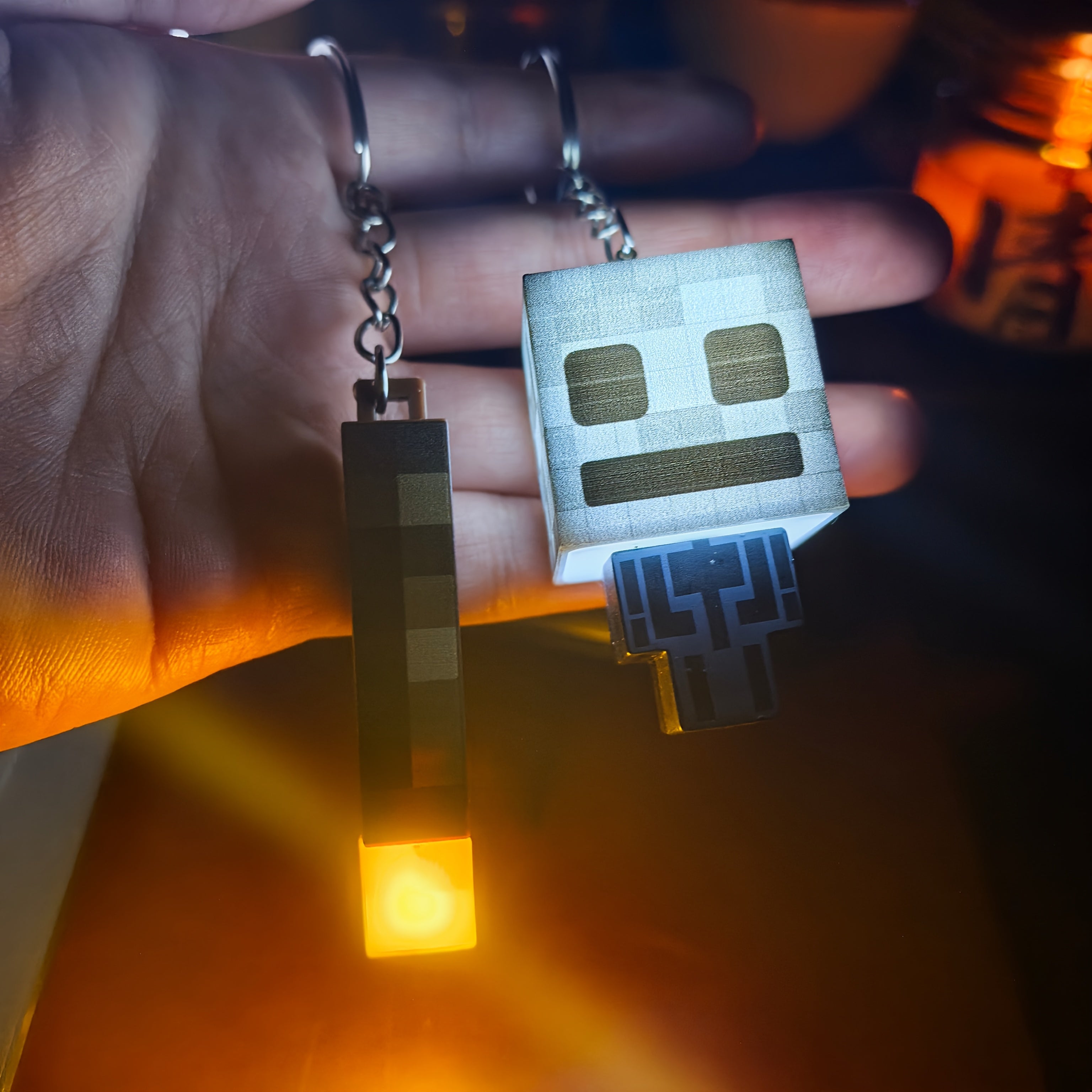 block-based game Glow Keychain, Luminous Creeper Torch Novel Keyring Accessory, Suitable for Backpacks and Bag Charms., Keychain For Backpacks, Backpack Charm Accessory, Block-Based Game Keyring, block-based game Keychain, Re