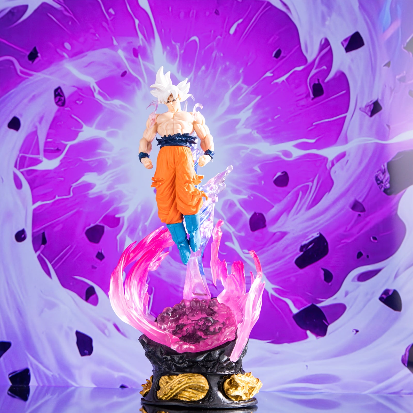 Dragon Ball Super, comfortable Goku, two-color flame special effects scene and dazzling Golden battle platform, the ultimate form, very suitable for fans, size 24cm/9.45 inches, very suitable for gifts, Goku Collectible, Anim