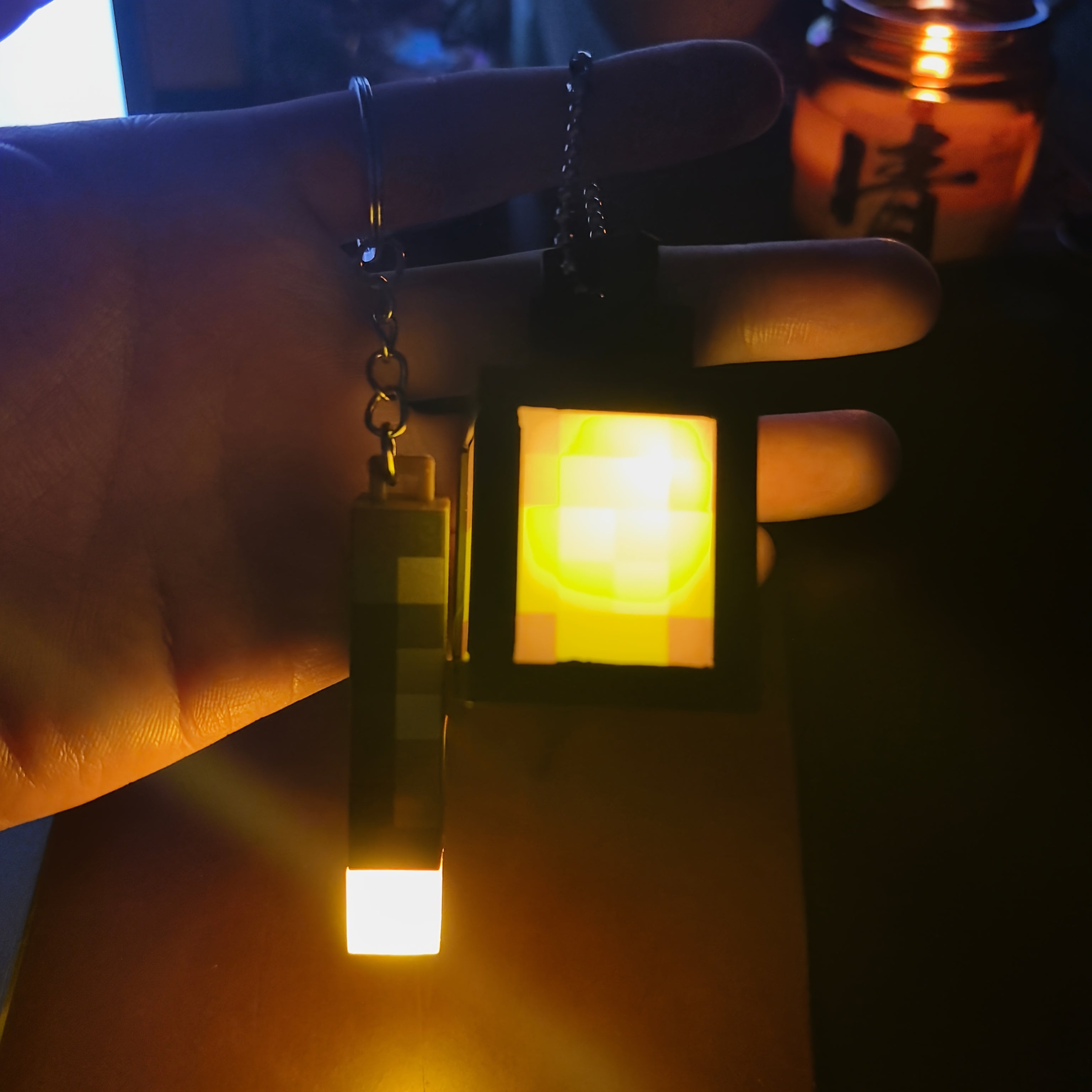 block-based game Glow Keychain, Luminous Creeper Torch Novel Keyring Accessory, Suitable for Backpacks and Bag Charms., Keychain For Backpacks, Backpack Charm Accessory, Block-Based Game Keyring, block-based game Keychain, Re