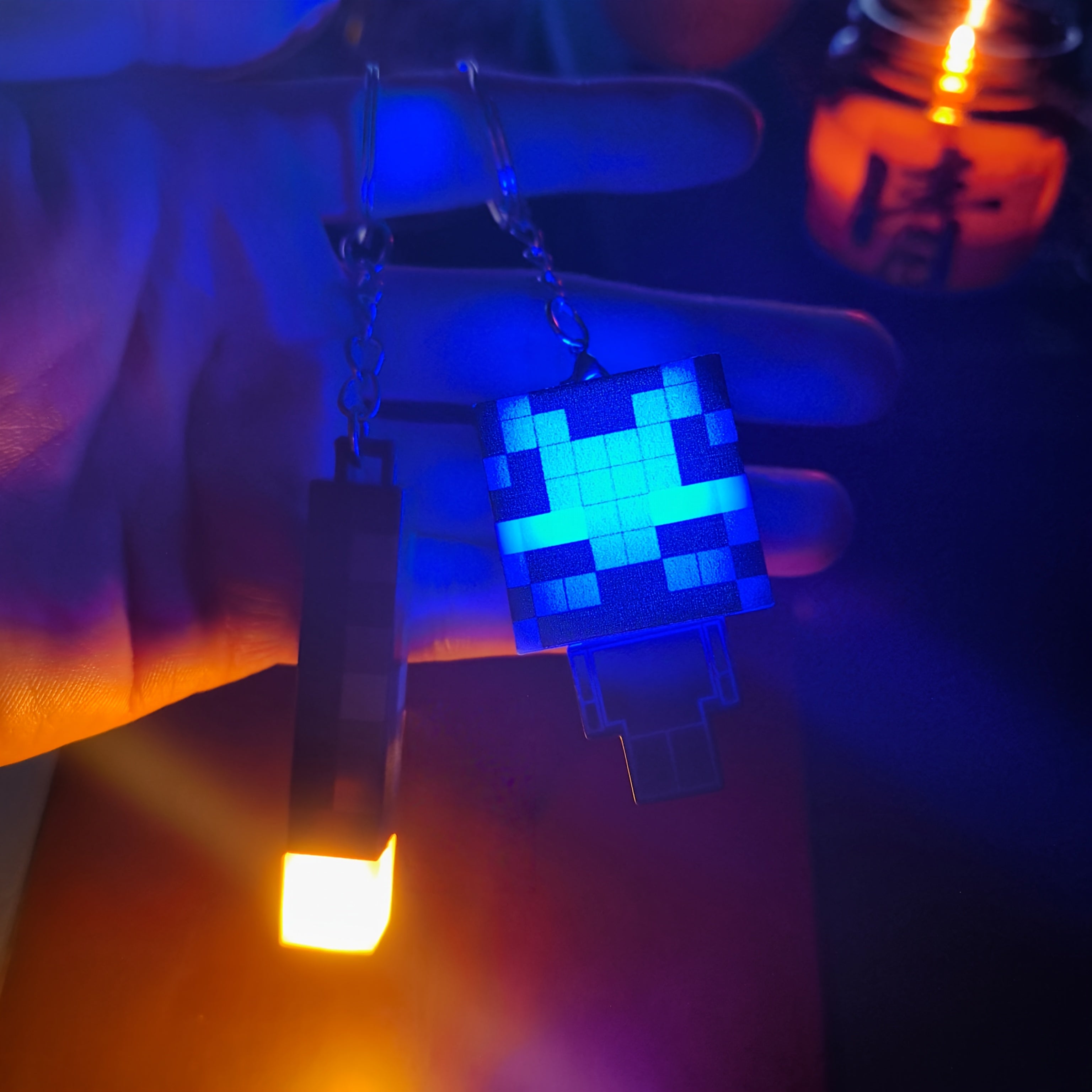 block-based game Glow Keychain, Luminous Creeper Torch Novel Keyring Accessory, Suitable for Backpacks and Bag Charms., Keychain For Backpacks, Backpack Charm Accessory, Block-Based Game Keyring, block-based game Keychain, Re