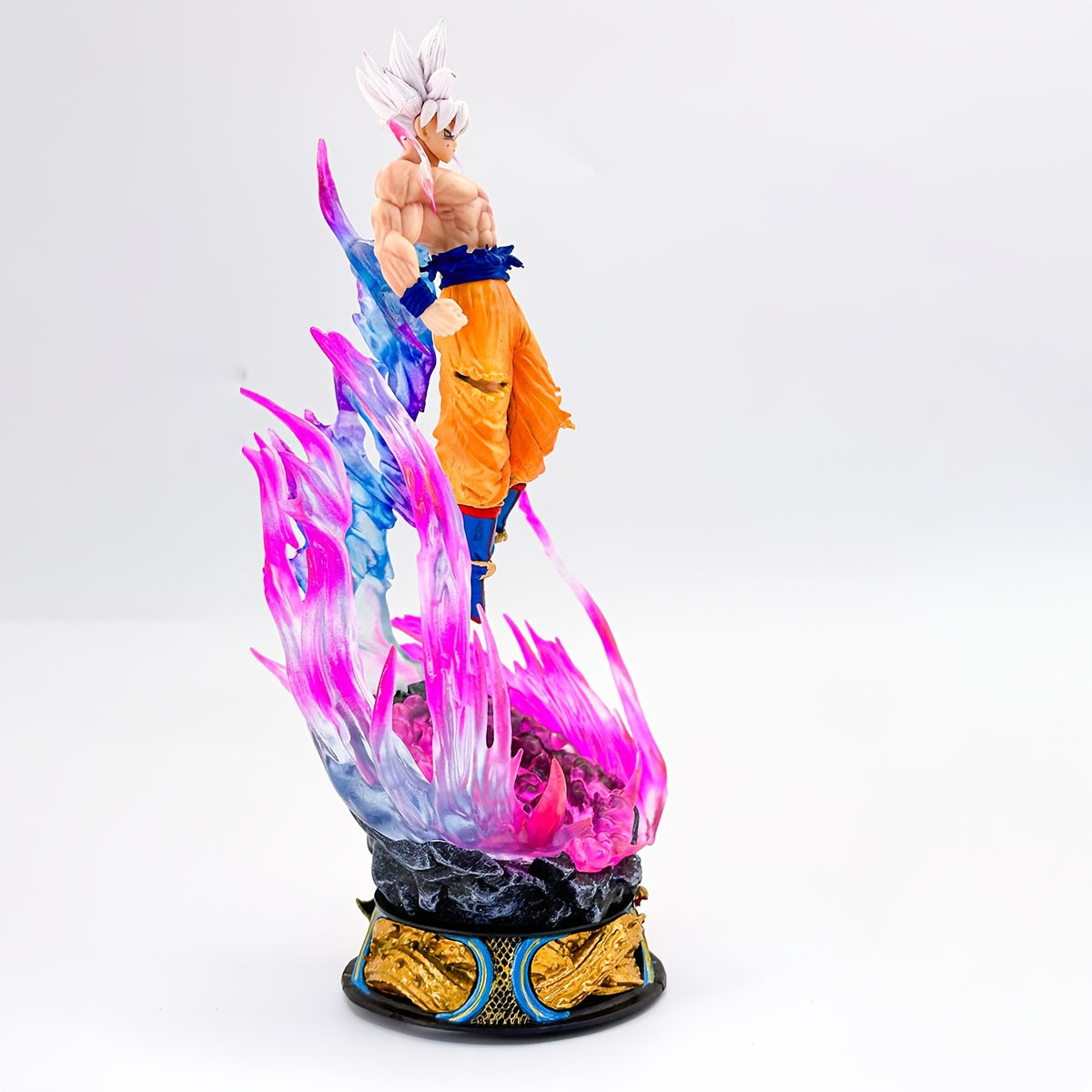 Dragon Ball Super, comfortable Goku, two-color flame special effects scene and dazzling Golden battle platform, the ultimate form, very suitable for fans, size 24cm/9.45 inches, very suitable for gifts, Goku Collectible, Anim