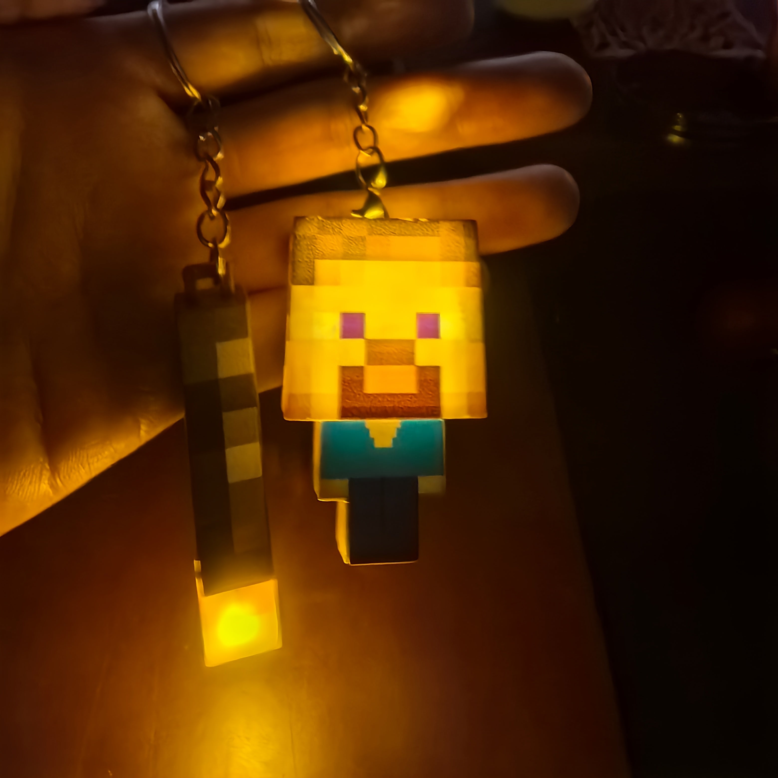 block-based game Glow Keychain, Luminous Creeper Torch Novel Keyring Accessory, Suitable for Backpacks and Bag Charms., Keychain For Backpacks, Backpack Charm Accessory, Block-Based Game Keyring, block-based game Keychain, Re