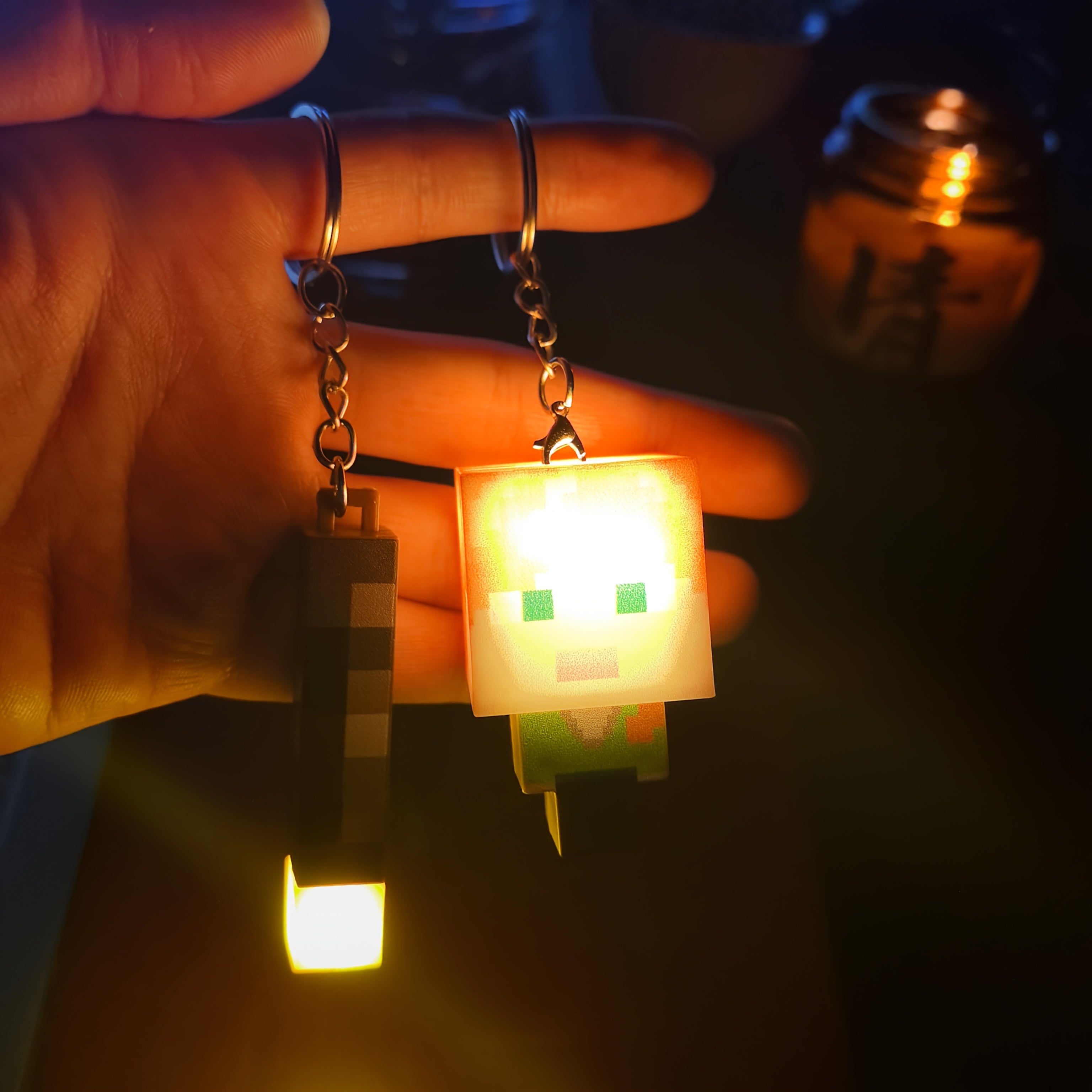 block-based game Glow Keychain, Luminous Creeper Torch Novel Keyring Accessory, Suitable for Backpacks and Bag Charms., Keychain For Backpacks, Backpack Charm Accessory, Block-Based Game Keyring, block-based game Keychain, Re