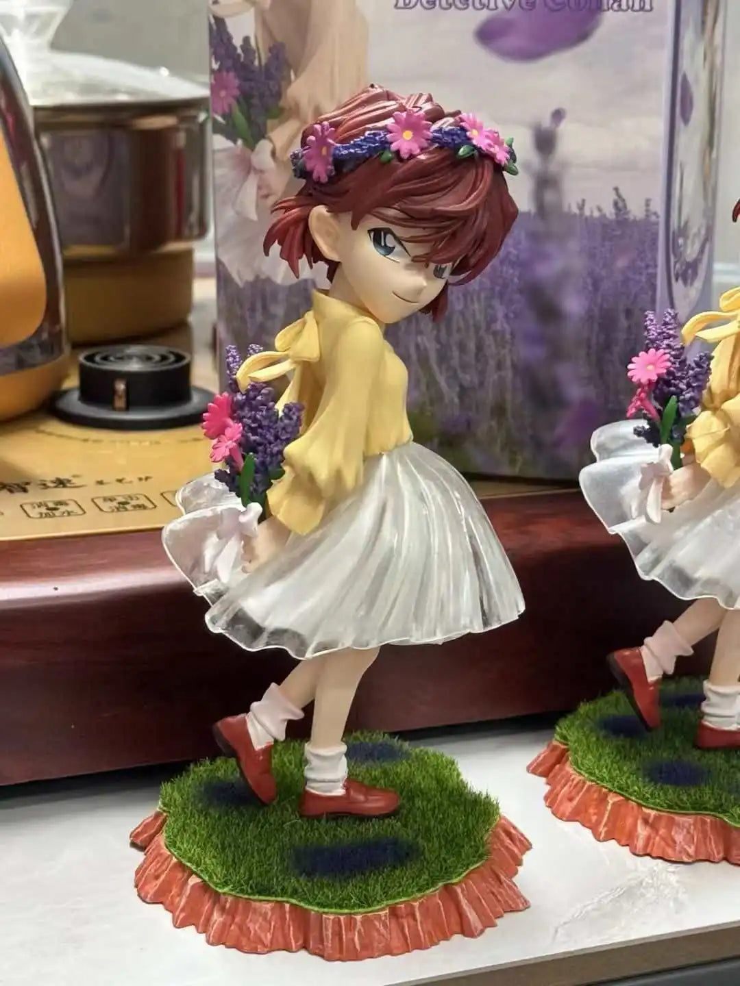 High quality Anime Detective Conan Haibara Ai Anita Hailey with Flower Model Figure Toys 18cm