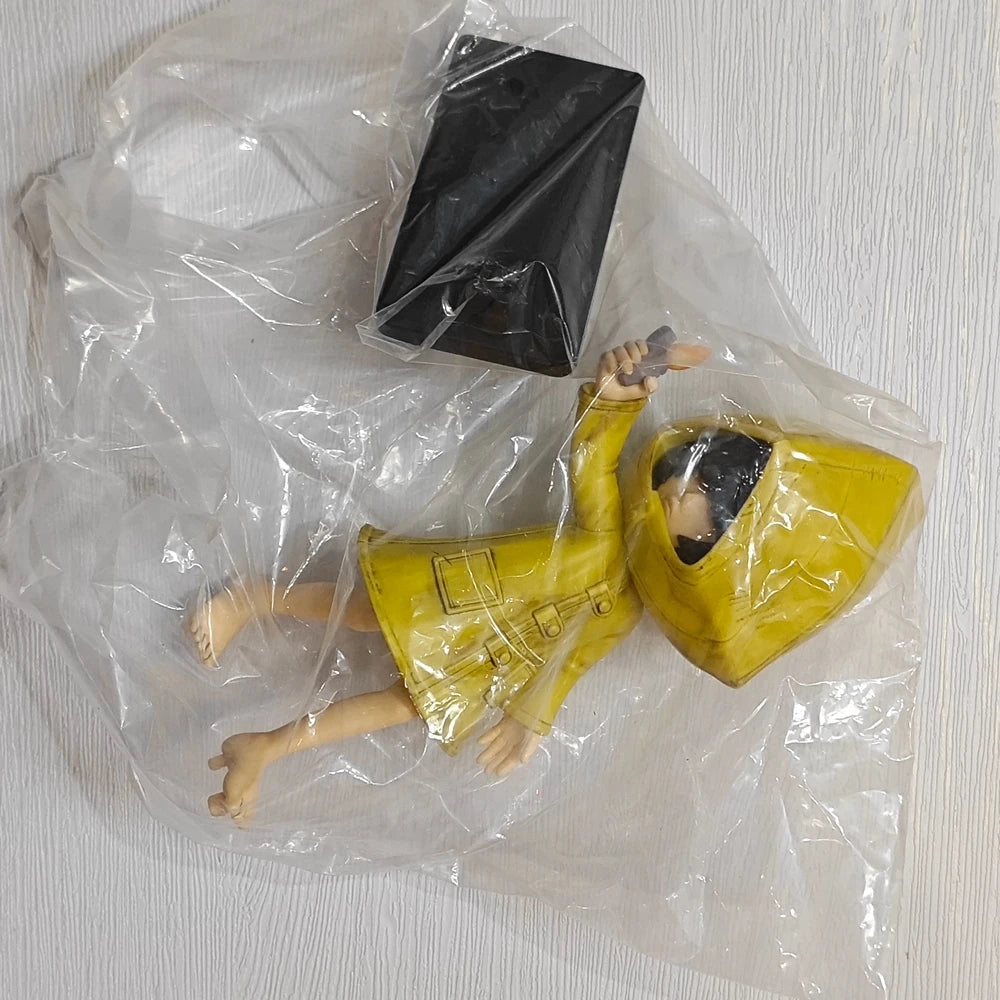 Original Bandai Little Nightmares Anime Figure Banpresto Character Model Collection Decorative Gifts